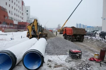 Фото: В Кемерове на улице Мичурина начали укладывать ливневую канализацию 1