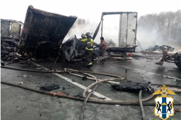 Подросток на угнанном «КАМАЗе» устроил смертельное ДТП с фурами под Новосибирском