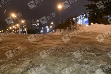 Фото: Неизвестные разбросали в центре Кемерова десятки игл от шприцев 1