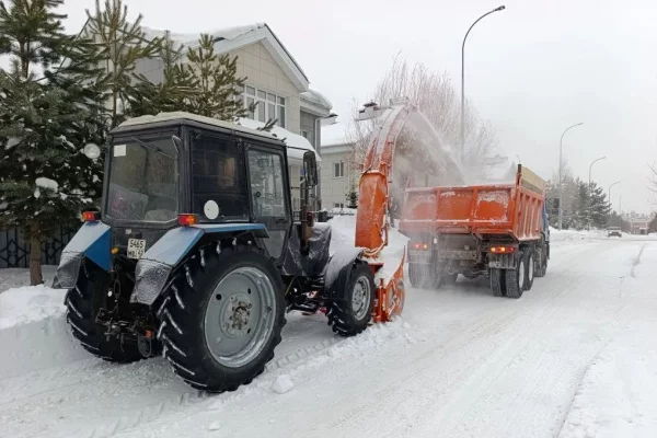 В Кемерове за сутки вывезли 20,5 тысячи кубометров снега