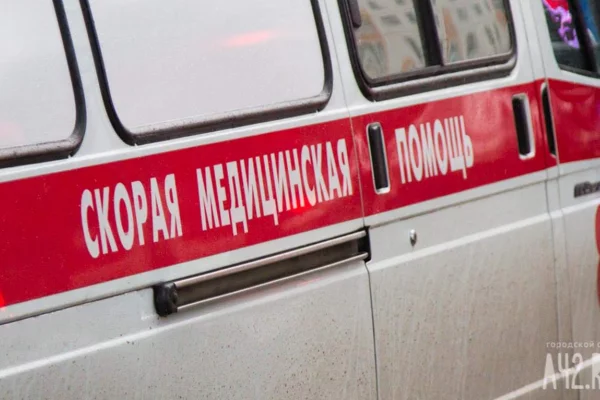 В Новокузнецке прохожий устроил конфликт с бригадой скорой помощи