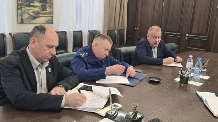 Фото: В Кузбассе долги по зарплате на шахте «Спиридоновская» выросли до 223 млн рублей 1