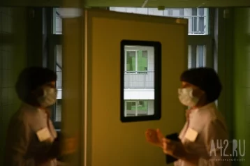 Фото: В Кузбассе более 2 млн рублей потратят на видеоконтроль за пациентами в «красных зонах» поликлиник 1