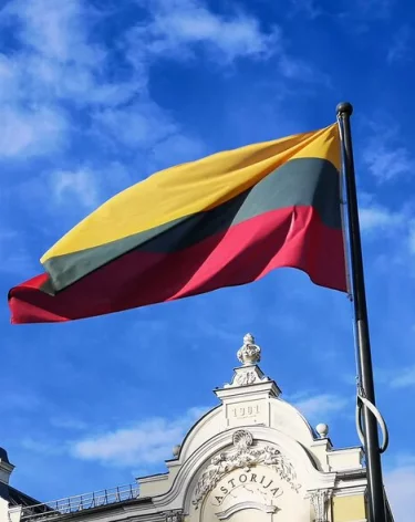 Литва после инцидента с метеозондами закрыла погранпереходы с Белоруссией