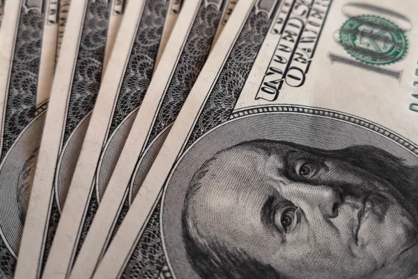 Мужчина сорвал джекпот, три месяца праздновал победу и чуть не умер