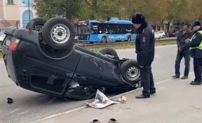 Пешеход погиб в ДТП с перевёртышем в Кемерове