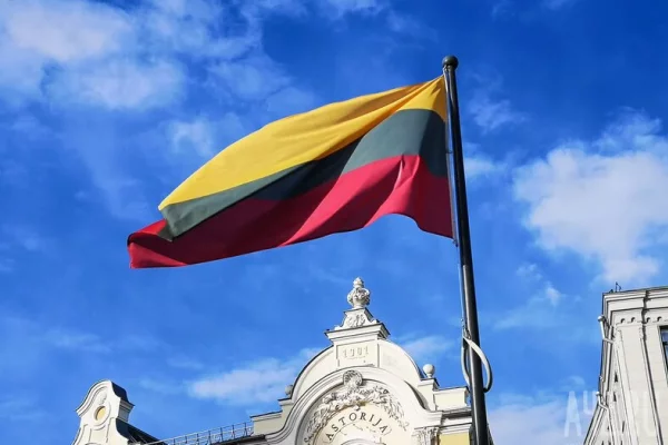 Литва после инцидента с метеозондами закрыла погранпереходы с Белоруссией