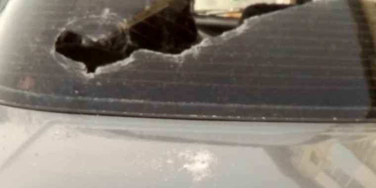 Фото: В Кузбассе мужчина разбил чужую машину из-за мести 2