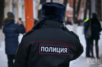 Фото: Полицейские предотвратили конфликт в кемеровском РЭУ 1