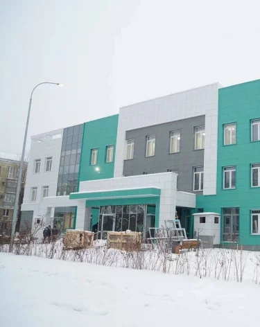 Губернатор проверил ход строительства новой поликлиники в Новокузнецке