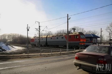 Фото: В Кузбассе временно перекроют автомобильный переезд на железной дороге 1