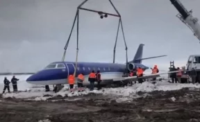 Момент неудачной посадки частного самолёта в Шереметьево попал на видео