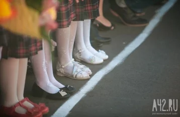 Фото: На Урале попавшая в скандал с групповым сексом 11-летняя девочка перестала ходить в школу 1