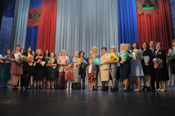 Фото: В Кемерове прошёл торжественный приём в честь Дня учителя 1
