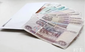 Доверчивая пенсионерка из Кузбасса отдала мошеннику более 50 000 рублей