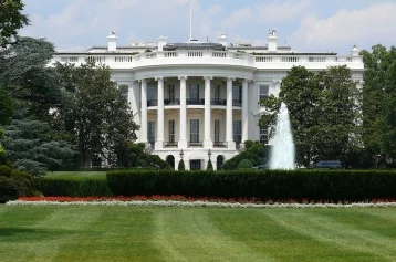 Фото: Белый дом готовит ответные меры на высылку американских дипломатов из РФ 1