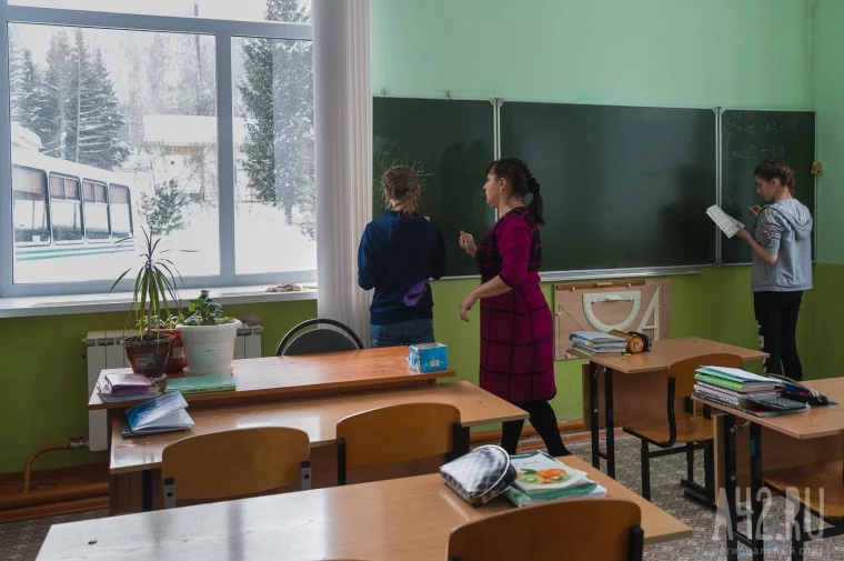 Дополнительные занятия по математике. Фото: Александр Патрин / «Газета Кемерова»