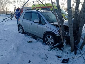 Фото: В Кузбассе пьяный водитель травмировал двух пассажирок и сбежал с места ДТП 1