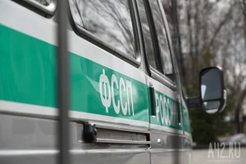 Фото: В Казани судебные приставы доставили Исуса Христа на заседание суда 1