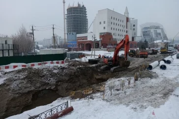 Фото: В Кемерове на улице Мичурина начали укладывать ливневую канализацию 3