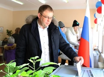 Фото: Мэр Кемерова проголосовал на президентских выборах 1