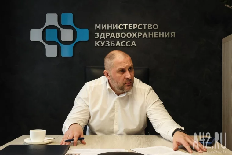 Фото: «Руководствоваться здравым смыслом, честью и достоинством»: министр здравоохранения Кузбасса Андрей Тарасов — о дефиците кадров, спасении жизней, коррупции и семье 4