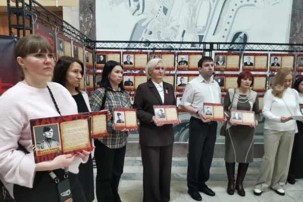«Ожившие» голоса: в Кемерове презентовали уникальную выставку об участниках войны 