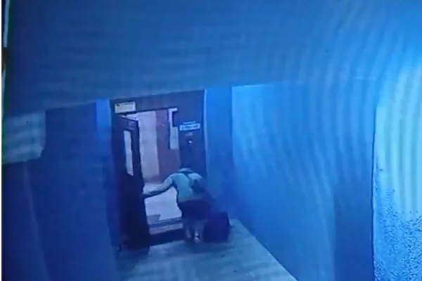 В Барнауле полицейские вычислили 15-летнего школьника, обслуживавшего узлы связи мошенников