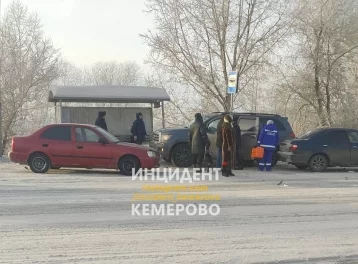 Фото: Массовое ДТП спровоцировало серьёзную пробку на Кузбасском мосту в Кемерове 1