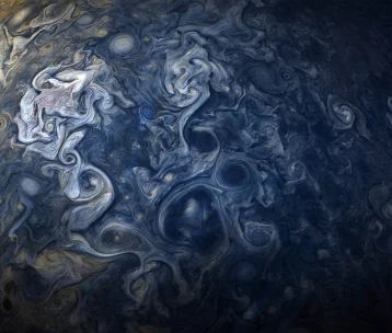 Фото: NASA опубликовало фото облаков на Юпитере 1