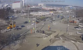 В Центральном районе Кемерова на дороге заметили вертолёт 