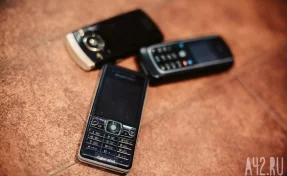 В Госдуме предложили ставить в городах таксофоны из-за отключений связи