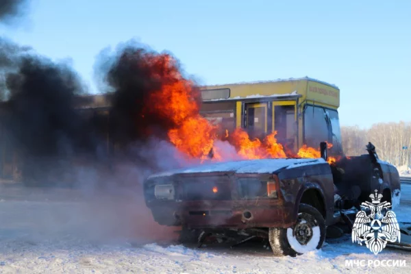 В Кузбассе на федеральной трассе прошли тактико-специальные учения