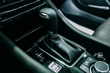 Фото: В Кемерове презентовали обновлённый седан Mazda 6 4