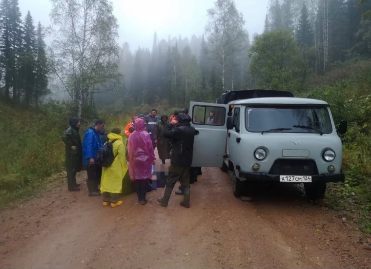 Фото: В Кузбассе спасли мужчину, который поехал на джипе за грибами и шишками и пропал 2