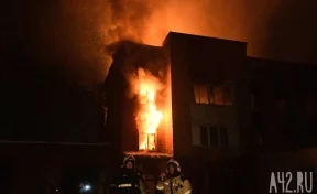 Пострадавшие рассказали о пожаре в мебельном цехе в Кемерове