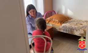 В Кузбассе 4-летняя девочка ночью сбежала от своей семьи
