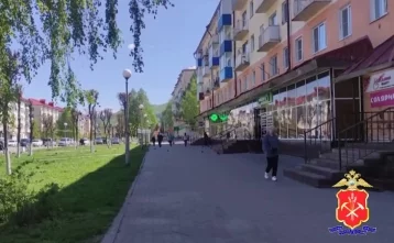 Фото: В Кузбассе 17-летняя девушка сняла со счёта матери 1 млн рублей для мошенников 1