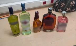Жительница Кемерова попыталась вынести из гипермаркета 5 бутылок спиртного