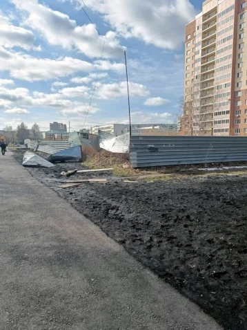 Фото: В Кемерове школьники ходили на занятия по опасной дороге 1