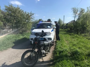 Фото: В Кузбассе женщину оштрафовали на 30 тысяч рублей за сына-байкера 1