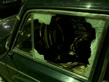 Фото: В Новокузнецке рецидивист за вечер испортил два автомобиля 1