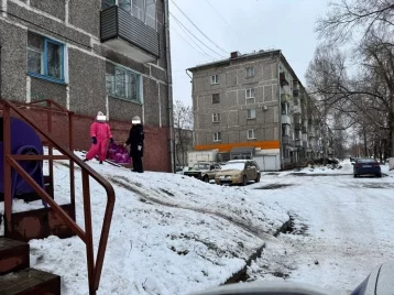 Фото: Опасную горку со спуском под колёса машин ликвидировали в кузбасском городе 1