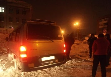 Фото: В Кемерове задержали автобус с нелегалами 1