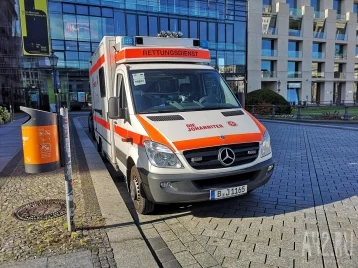 Фото: В Германии 8 человек пострадали при наезде автомобиля на толпу 1
