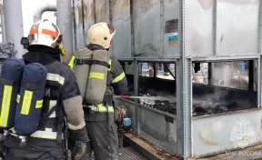 Названа причина пожара с огромным столбом чёрного дыма в ТРЦ «Гринвич» Екатеринбурга