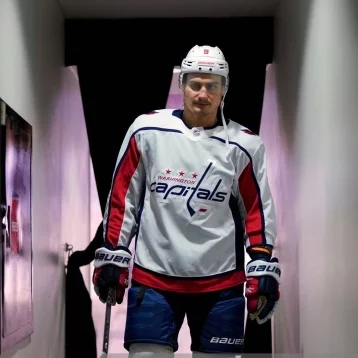 Фото: Кузбассовца отстранили от игр в НХЛ и тренировок за нарушение антиковидных мер 1