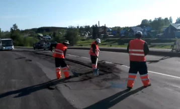 Фото: В Кузбассе подрядчика наказали из-за видео дорожных работ с нарушениями 1