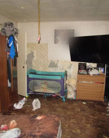 В Норильске мать оставила четверых детей на несколько суток одних: младший сын умер от голода