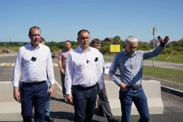 Фото: Губернатор Кузбасса и мэр Кемерова проверили строительство Комсомольского проспекта 1